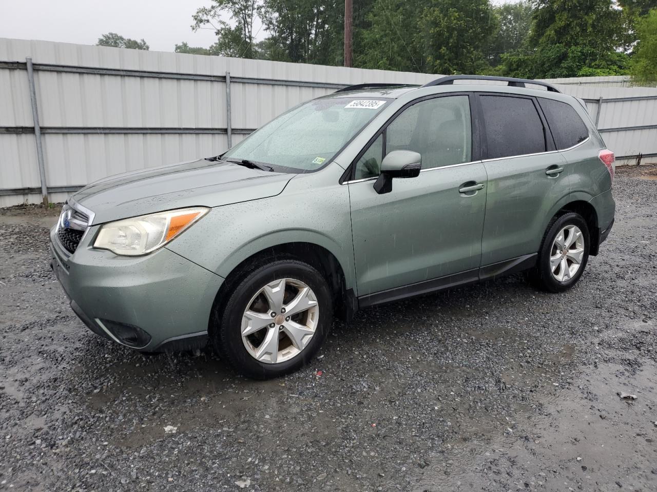  Salvage Subaru Forester