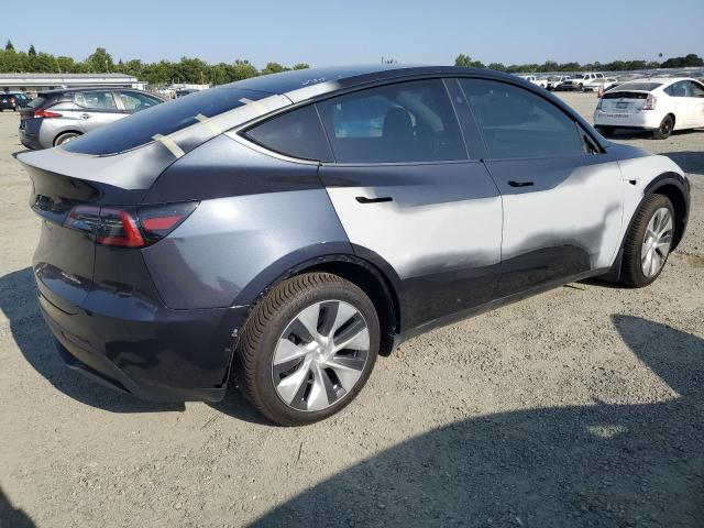 2024 TESLA MODEL Y 7SAYGDEE9RF025247