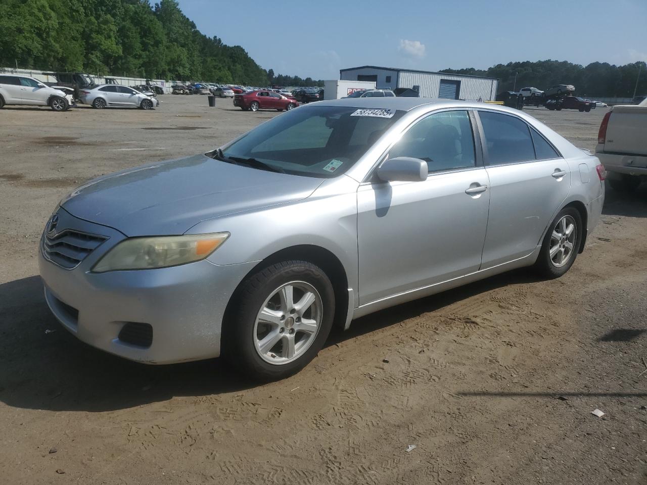 TOYOTA CAMRY BASE