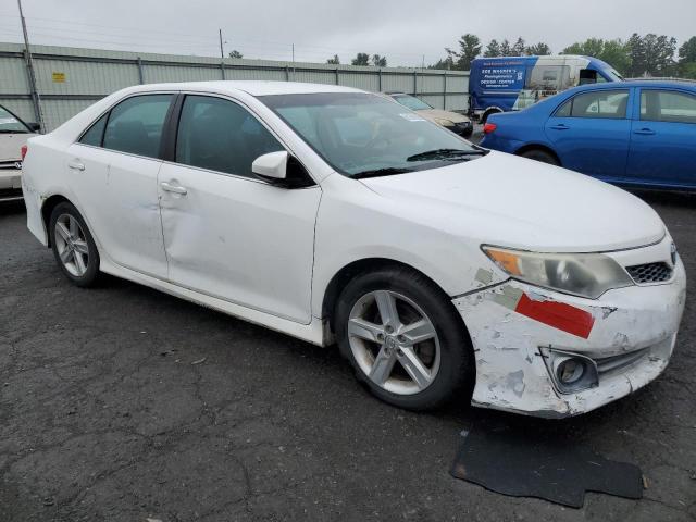 Vin: 4t1bf1fk6eu748513, lot: 61381895, toyota camry l 20144