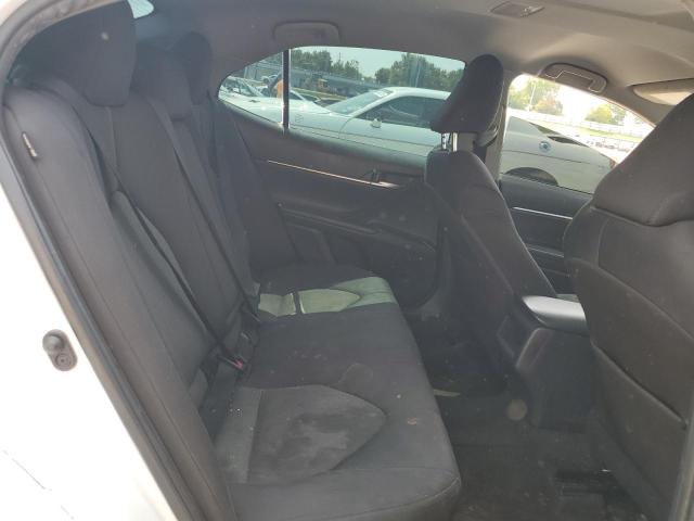 2019 TOYOTA CAMRY L 4T1B11HK1KU260657