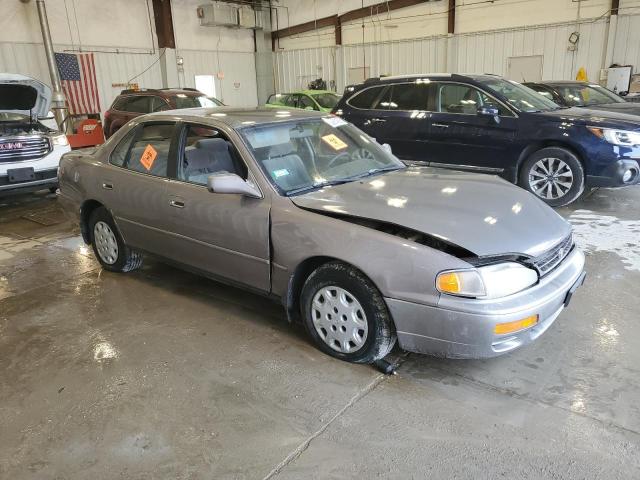 Vin: 4t1sk12e4su536622, lot: 58914305, toyota camry le 19954