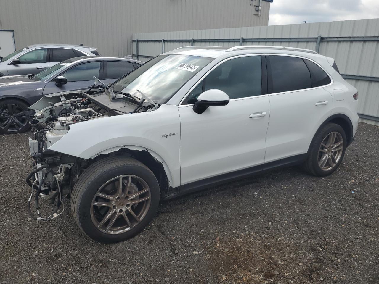 PORSCHE CAYENNE E-HYBRID