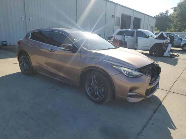 2018 INFINITI QX30 BASE SJKCH5CP2JA043601