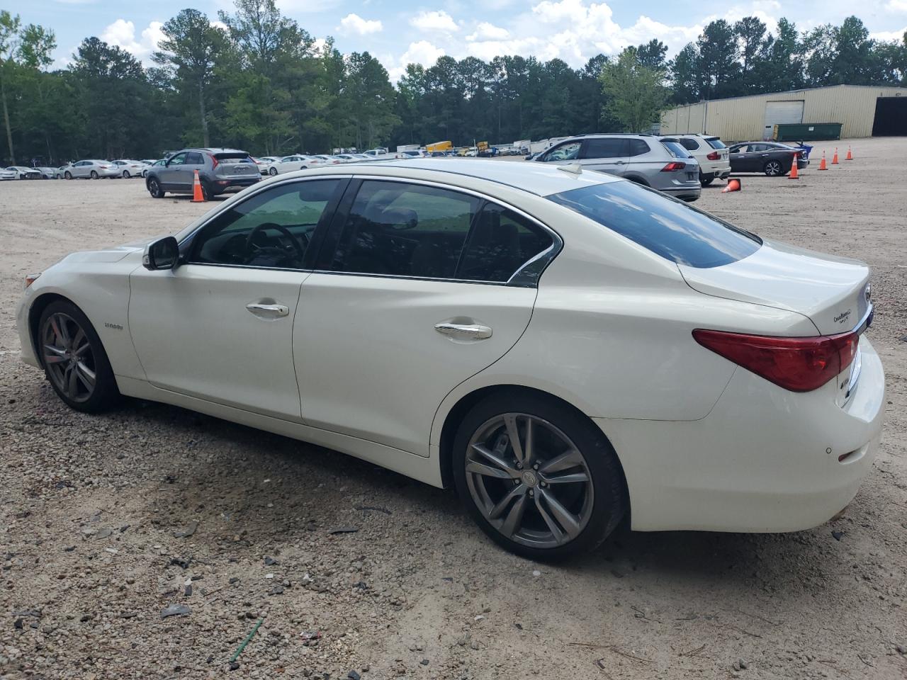 INFINITI Q50 2015