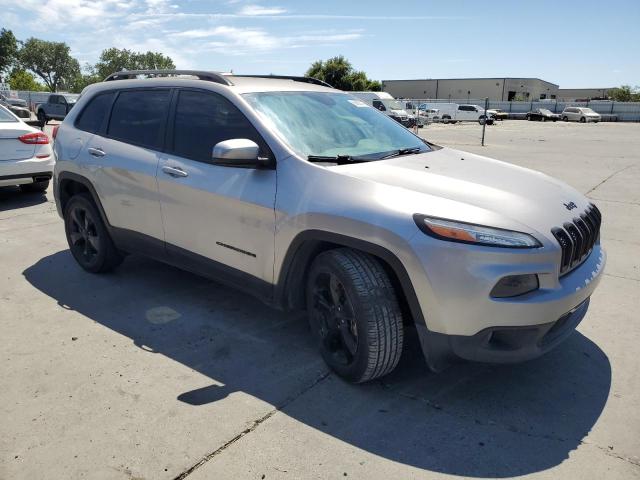 Vin: 1c4pjlcb2jd539935, lot: 60900755, jeep grand cher latitude 20184