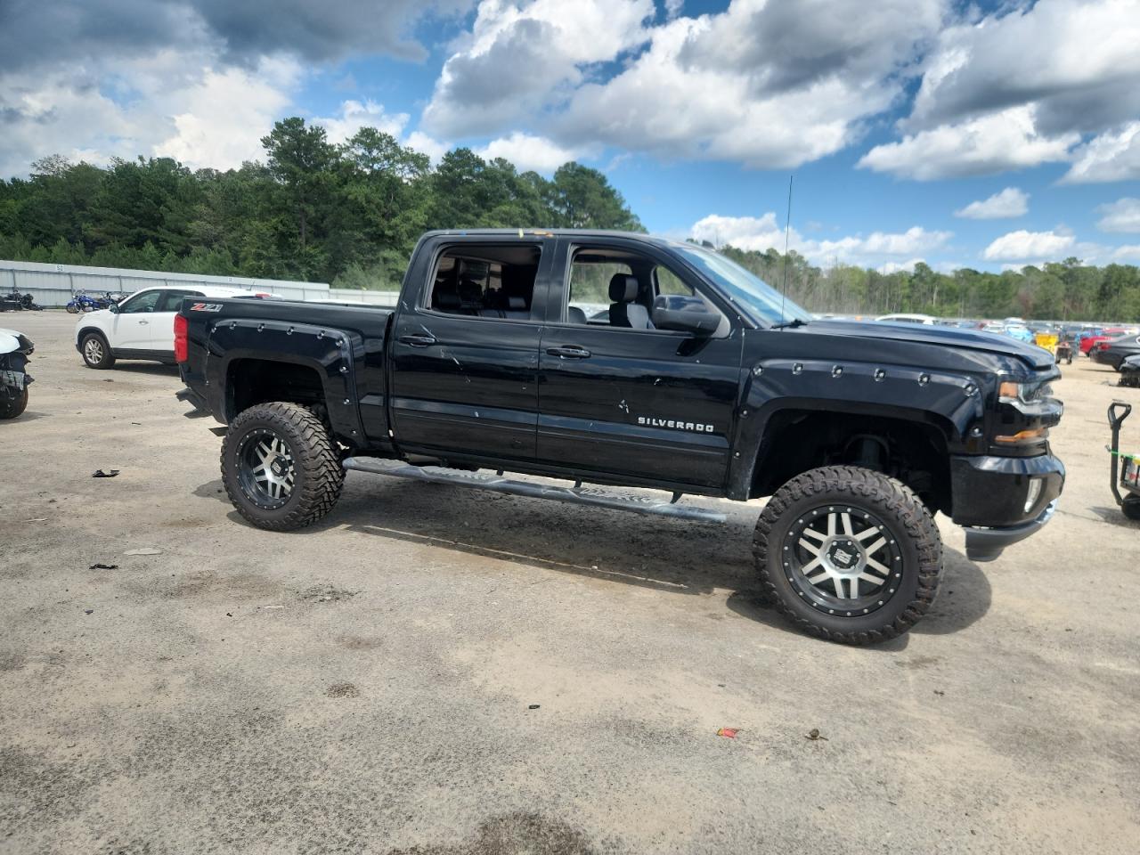 Lot #3287555991 2017 CHEVROLET SILVERADO K1500 LT