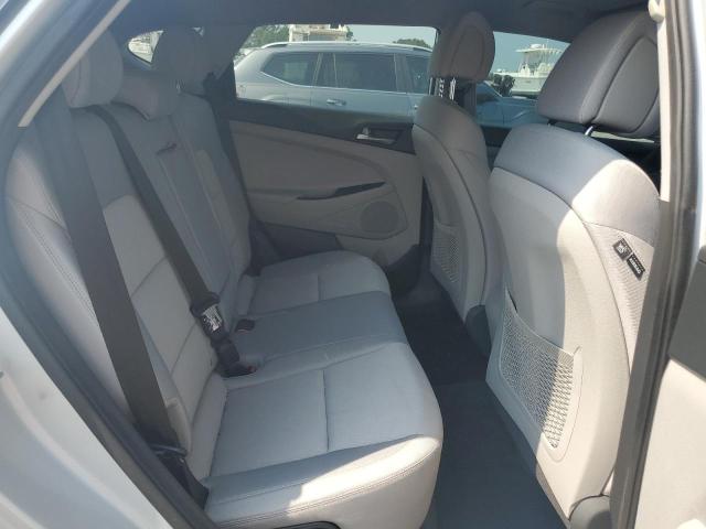 2018 HYUNDAI TUCSON SEL KM8J33A49JU756186
