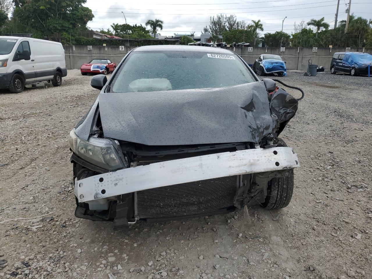 Honda Civic lx 2013