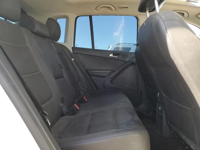 2016 VOLKSWAGEN TIGUAN S WVGAV7AX3GW578056