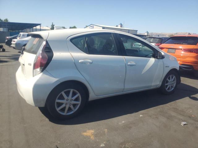 2016 TOYOTA PRIUS C JTDKDTB30G1122982