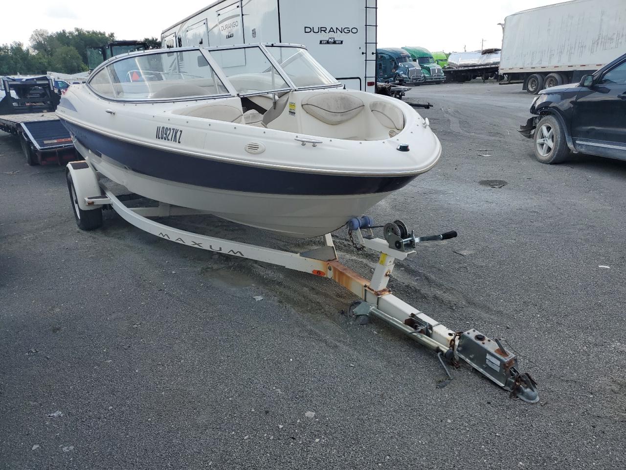 Lot #3182579859 1999 MAXUM BOAT