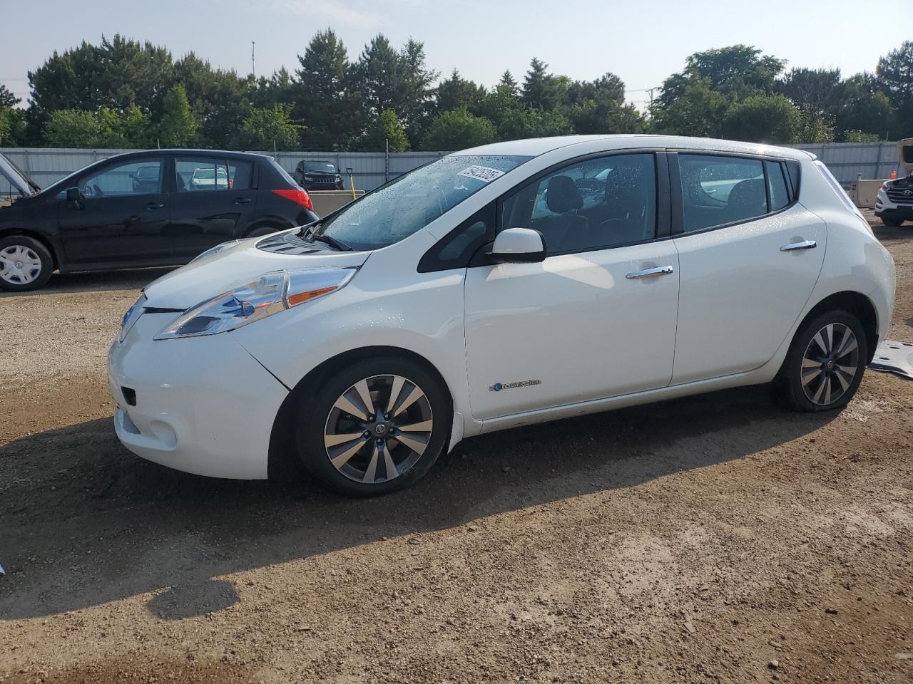 NISSAN LEAF S