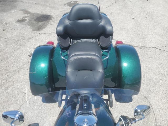 2021 HARLEY-DAVIDSON FLHTCUTG 1HD1MAF19MB858655