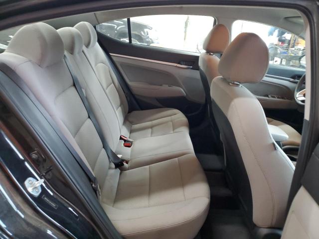 2019 HYUNDAI ELANTRA SE 5NPD84LFXKH402664