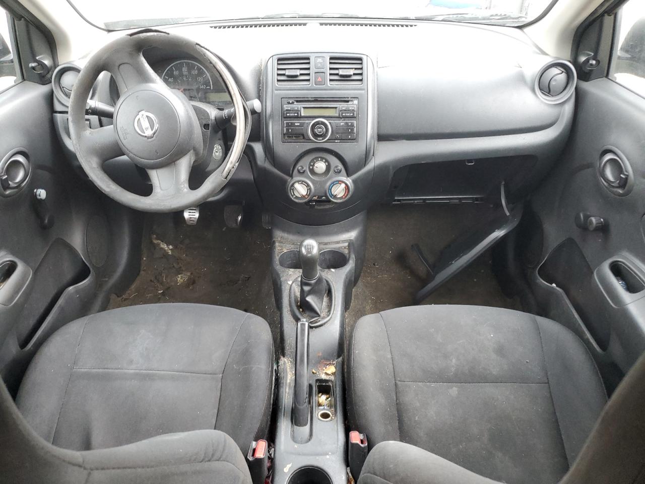 NISSAN VERSA S