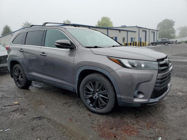2019 TOYOTA HIGHLANDER 5TDJZRFH0KS606264
