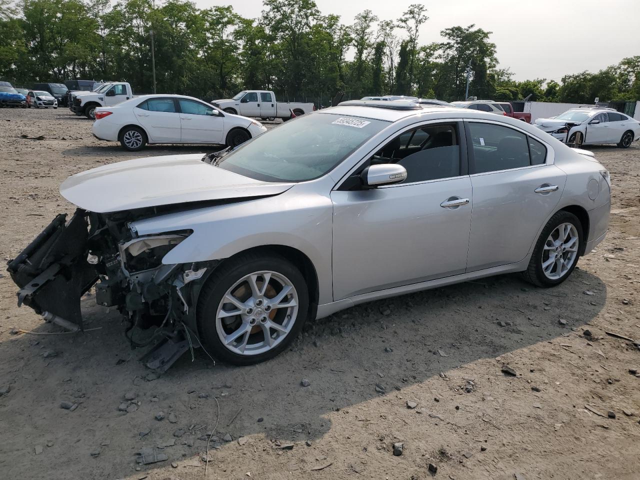 NISSAN MAXIMA S