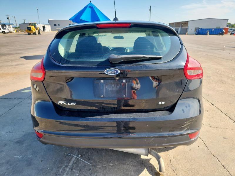 2018 FORD FOCUS SE 1FADP3K20JL320521