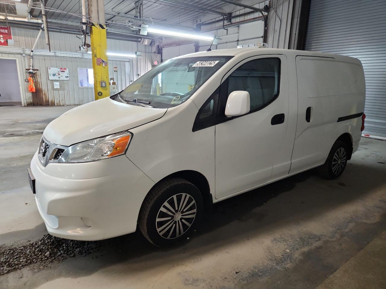 NISSAN NV200 2.5S