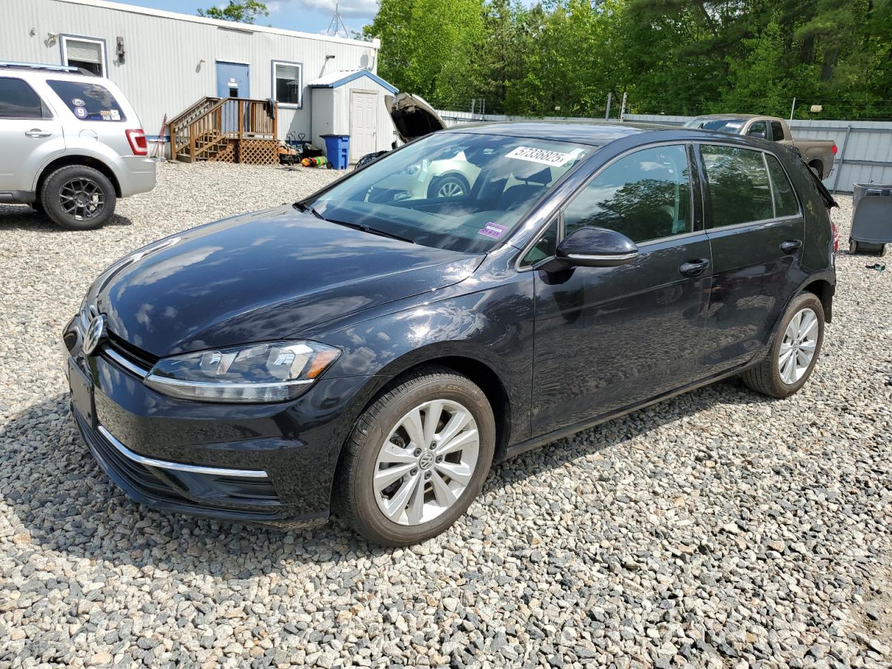 VOLKSWAGEN GOLF
