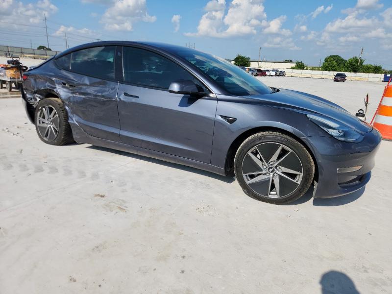 Vin: 5yj3e1eb0jf129079, lot: 61042105, tesla model 3 20184