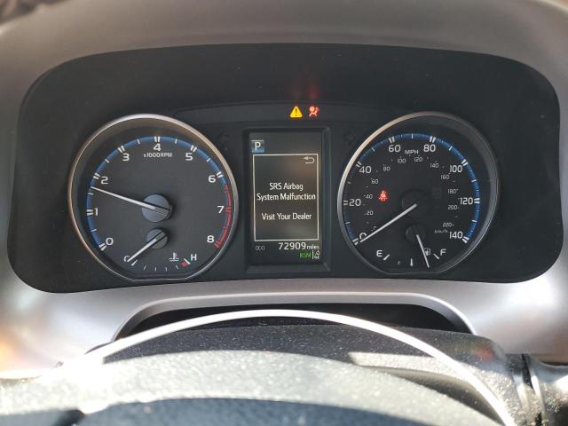 2018 TOYOTA RAV4 ADVEN JTMRFREV1JD228601