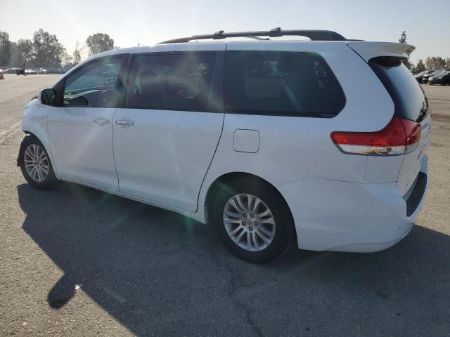 Vin: 5tdyk3dc5ds322039, lot: 61657715, toyota all models xle 20132