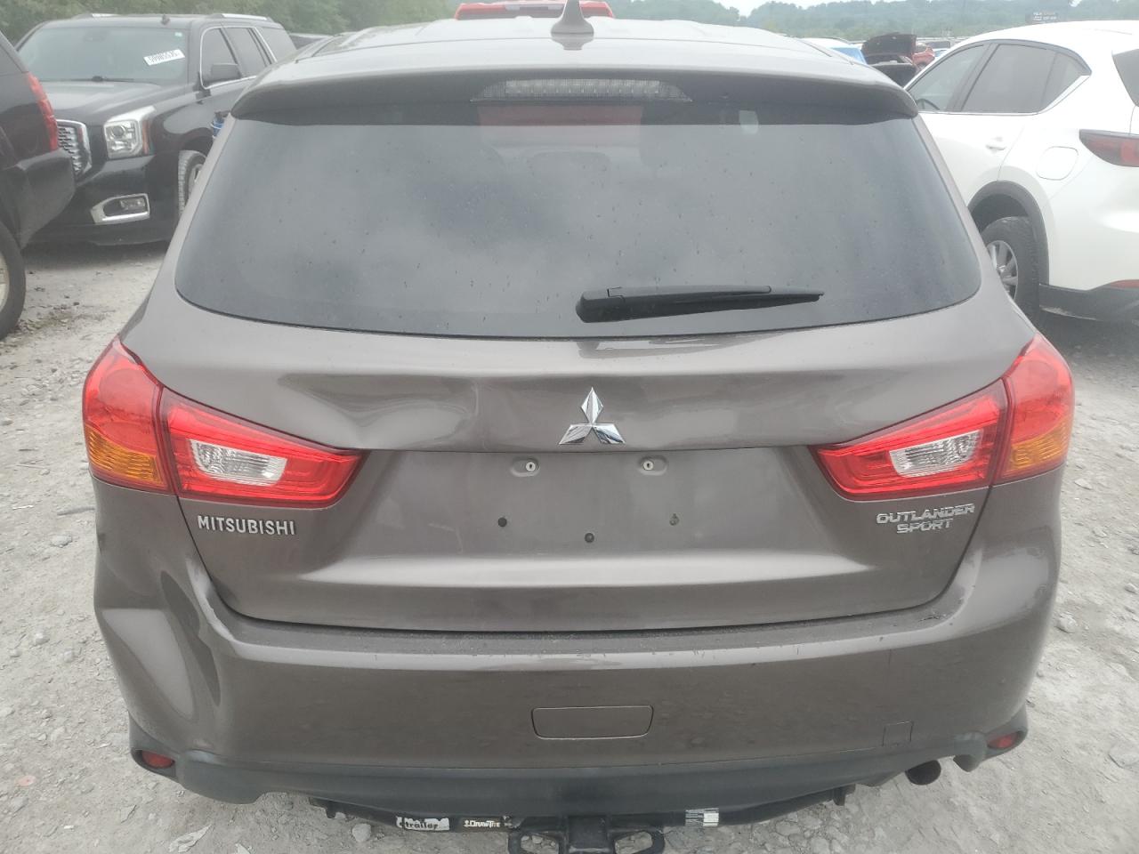 MITSUBISHI OUTLANDER ES