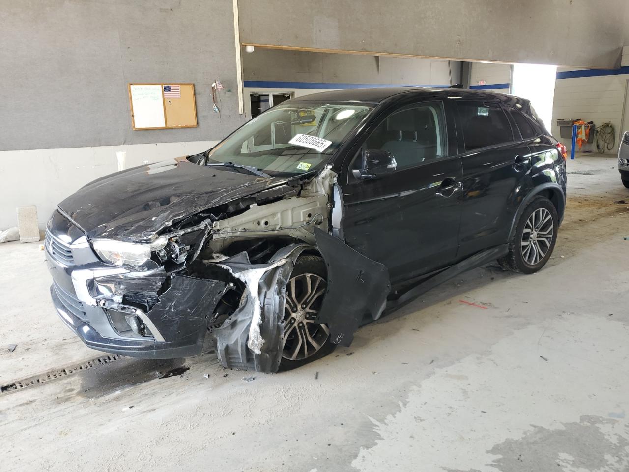 MITSUBISHI OUTLANDER ES