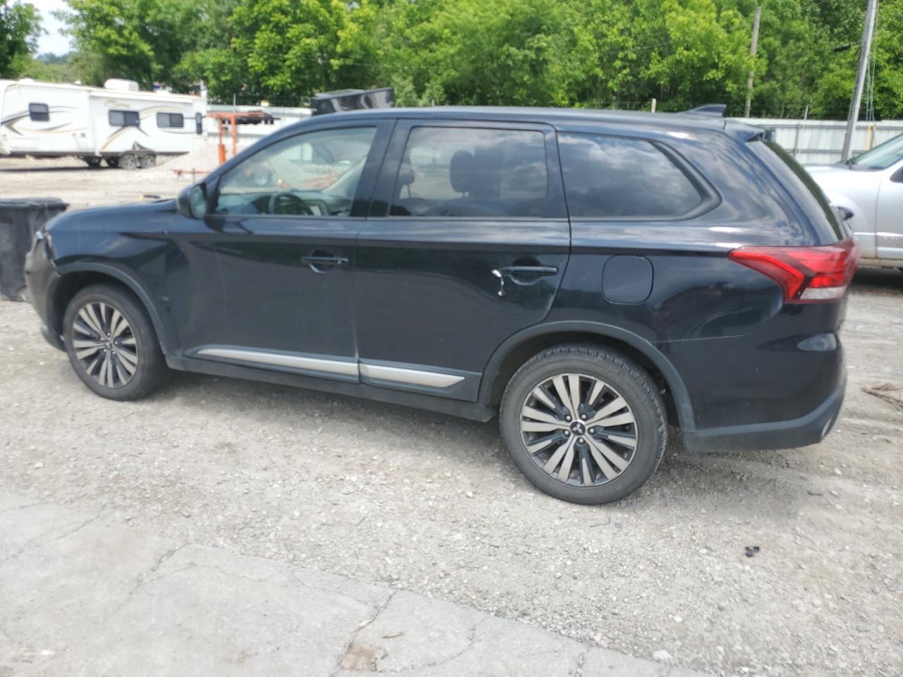 MITSUBISHI OUTLANDER ES