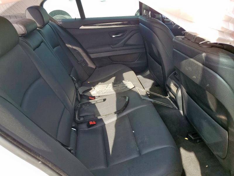 2016 BMW 528 XI WBA5A7C51GG644429