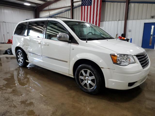 Vin: 2a4rr8d17ar422217, lot: 61469565, chrysler minivan touring plus 20104