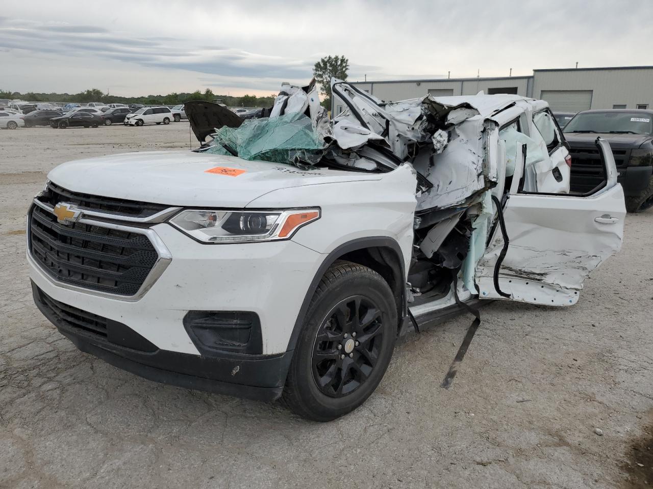 CHEVROLET TRAVERSE LS