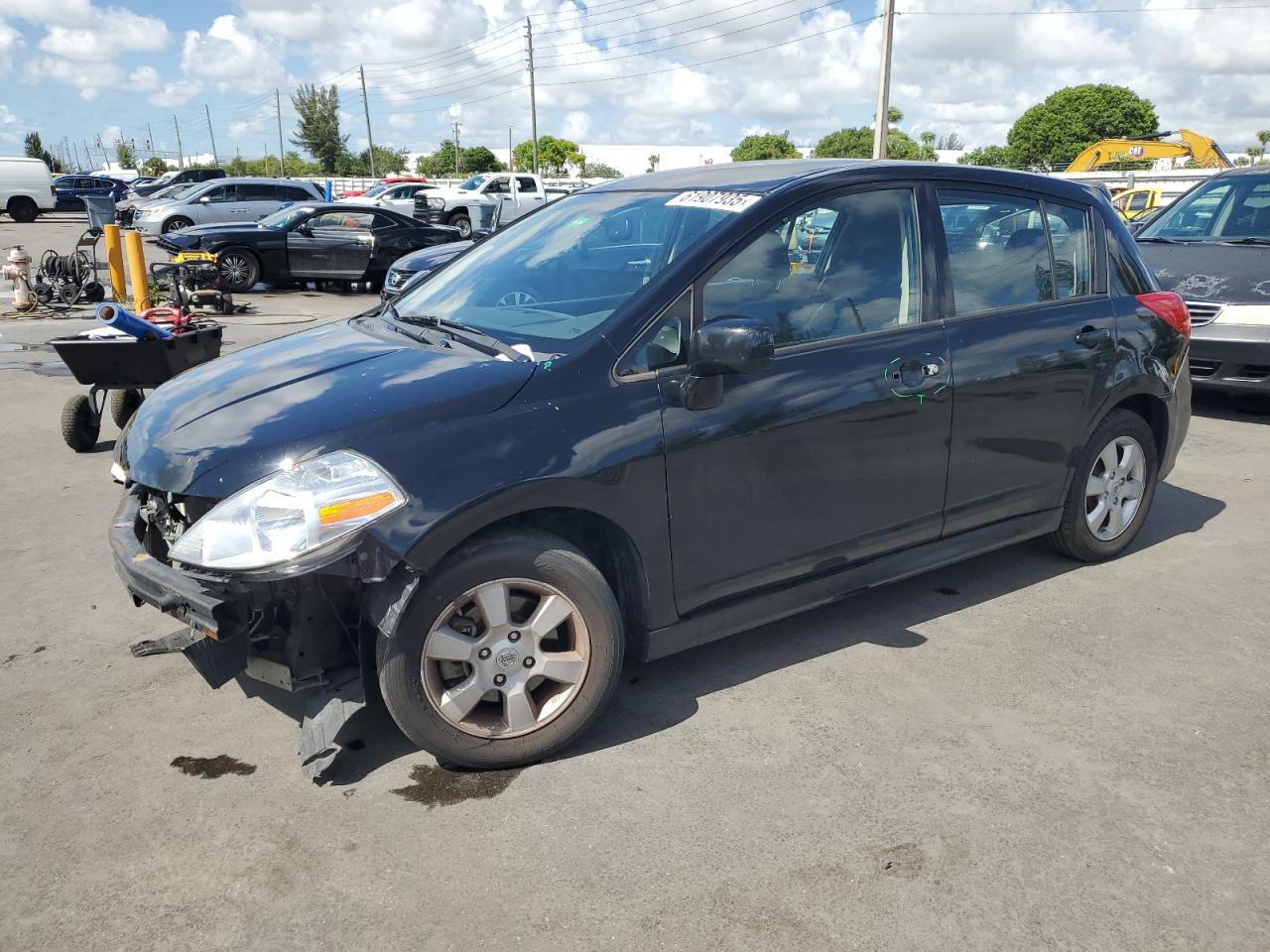 NISSAN VERSA S