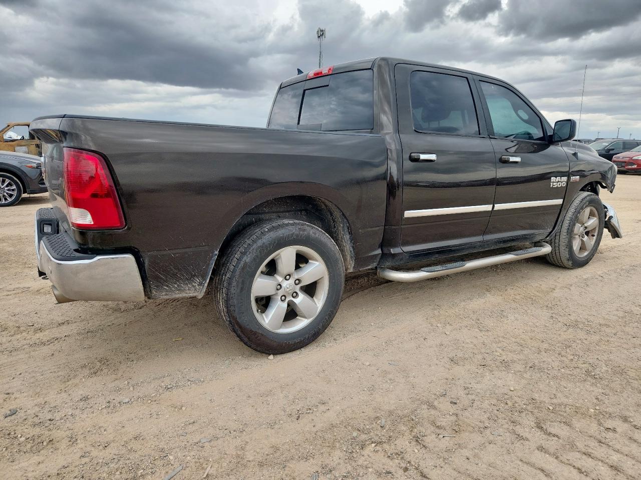 RAM 1500 SLT