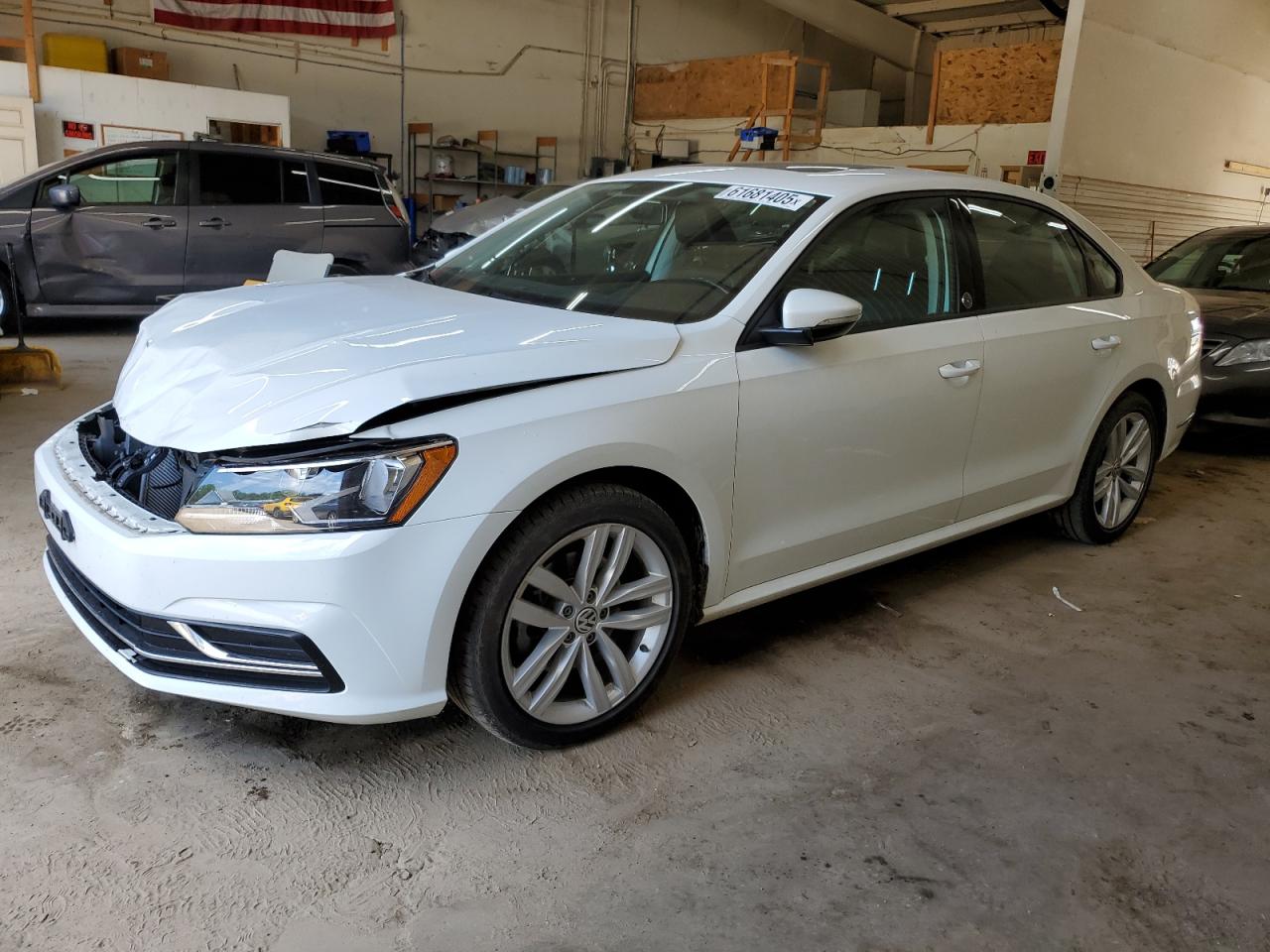 VOLKSWAGEN PASSAT WOLFSBURG