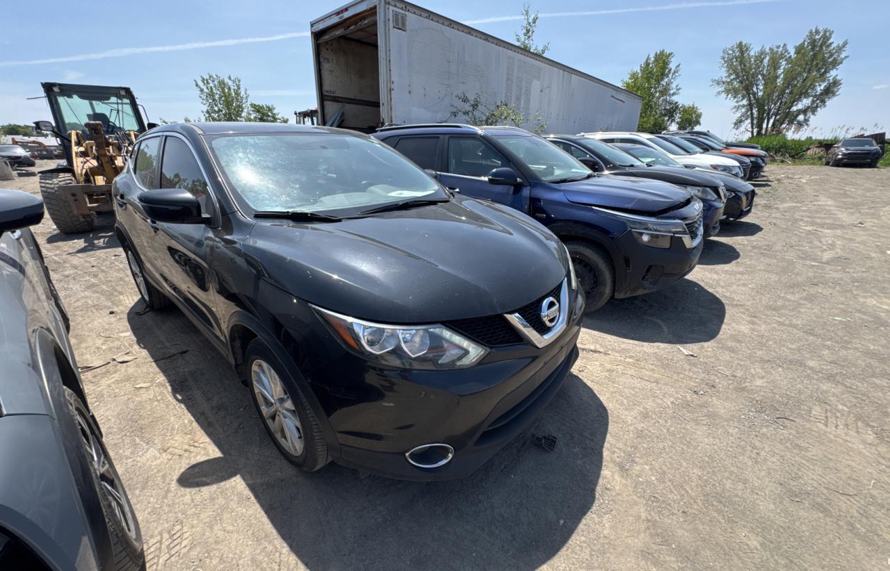 NISSAN ROGUE SPORT S