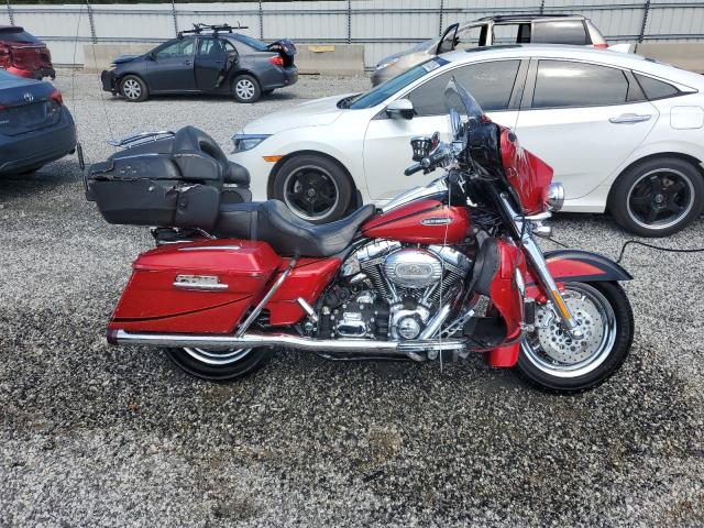 HARLEY-DAVIDSON FLHTCUSE