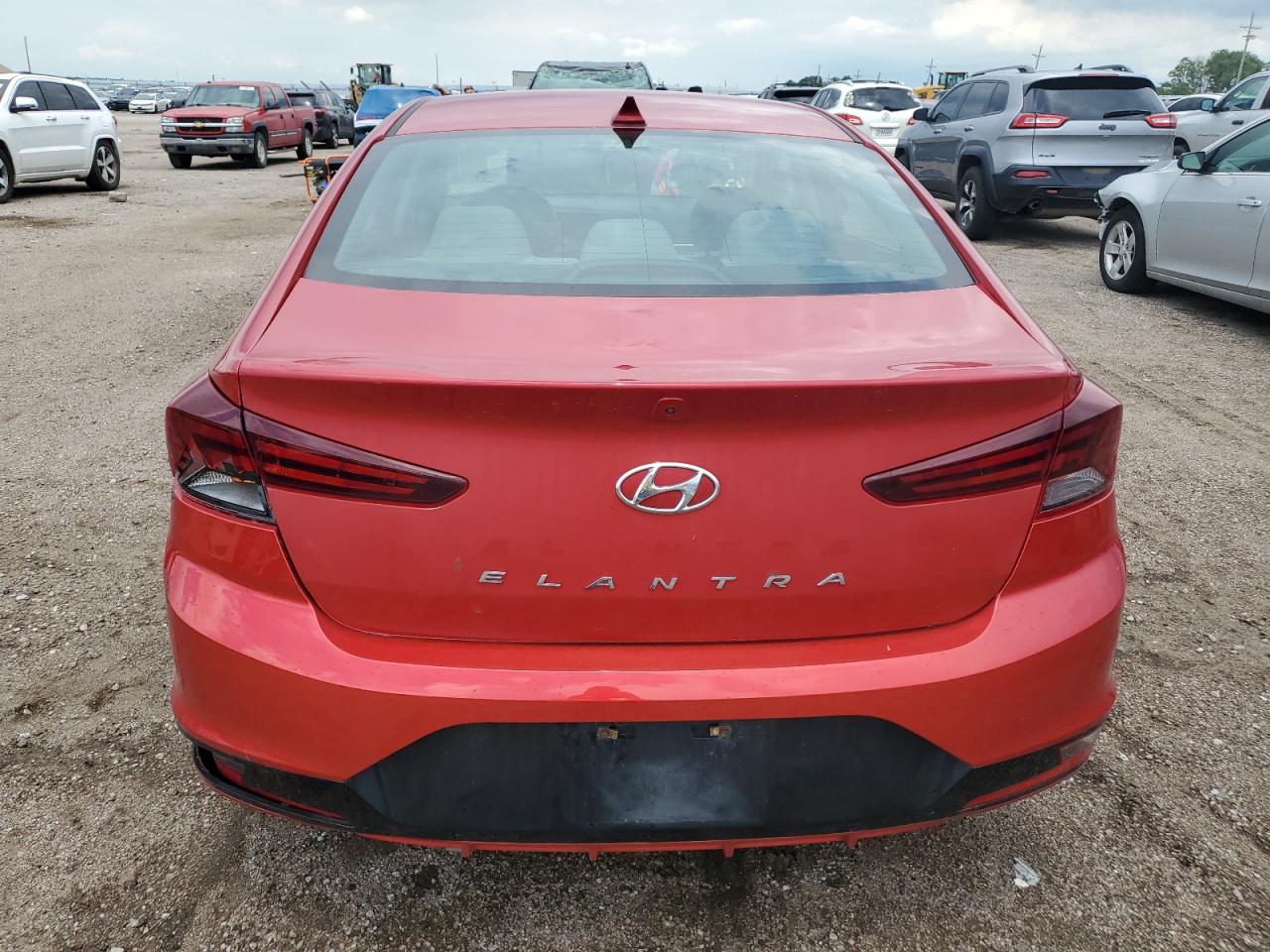 HYUNDAI ELANTRA SEL