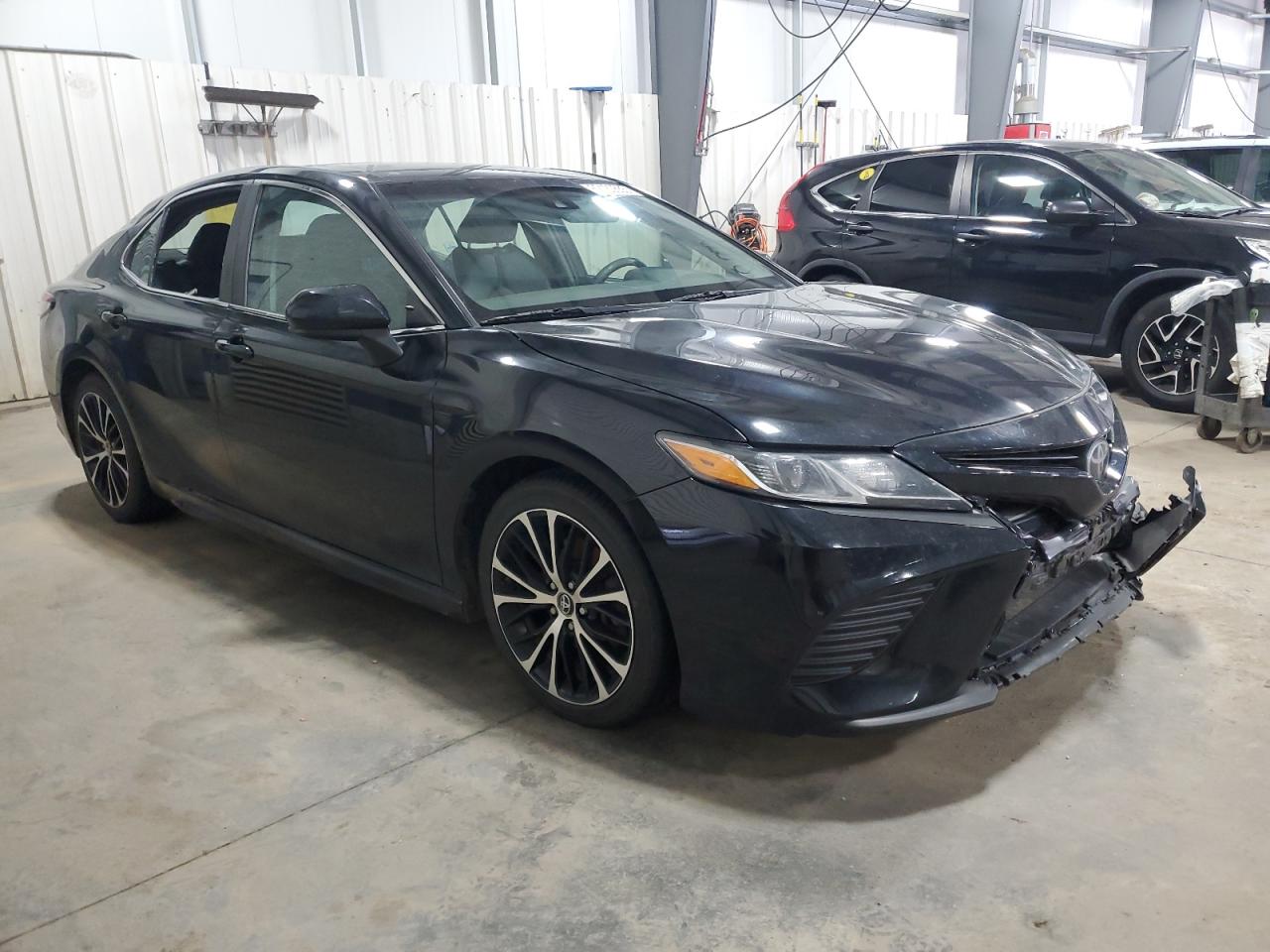 TOYOTA CAMRY L
