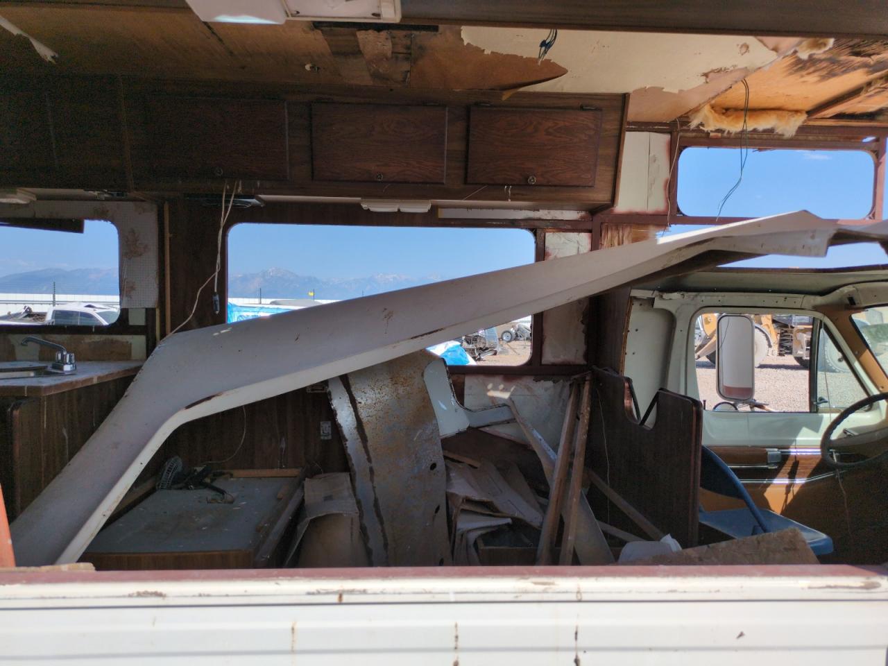 Lot #3182113906 1978 FTWD MOTORHOME