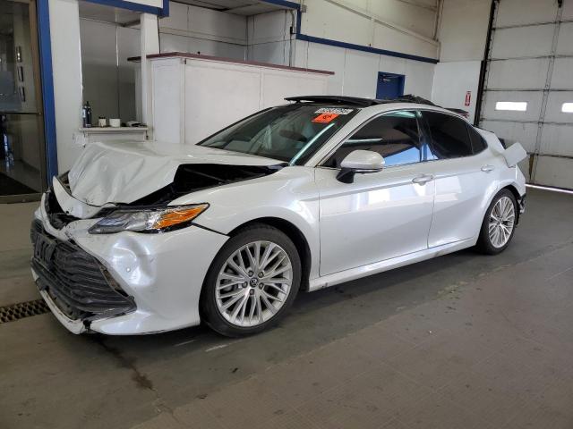 TOYOTA CAMRY XSE