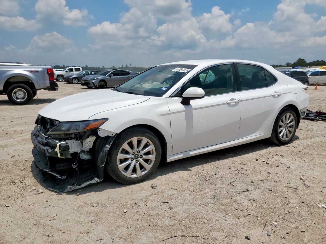 TOYOTA CAMRY L