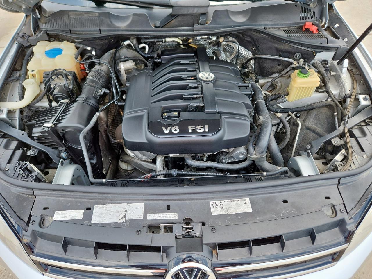 VOLKSWAGEN TOUAREG V6