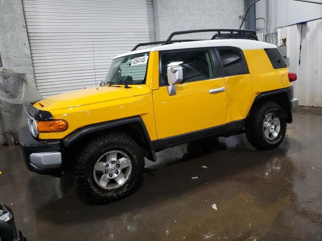 TOYOTA FJ CRUISER