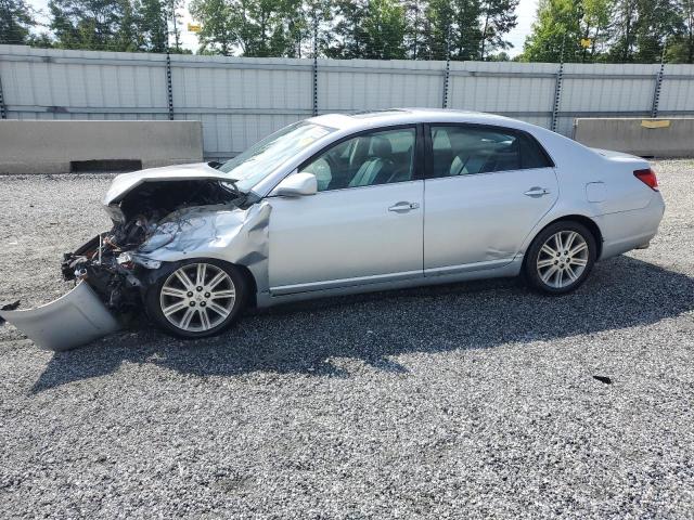 TOYOTA AVALON XL