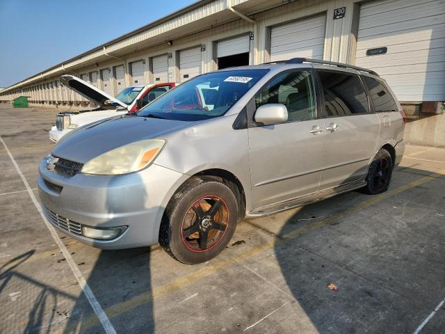TOYOTA SIENNA XLE