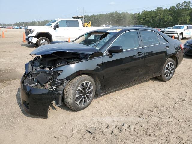TOYOTA CAMRY BASE