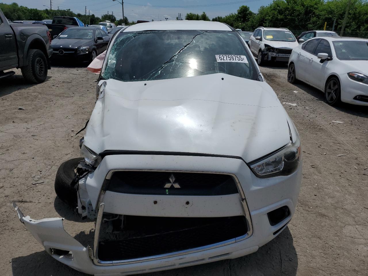 MITSUBISHI OUTLANDER ES